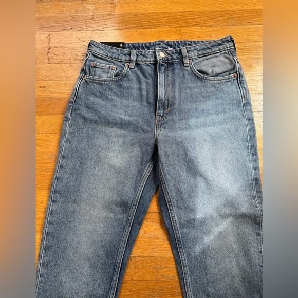 NWT Weekday Seattle Mom Jeans in San Fran Blue, size 29 - Picture 8 of 10
